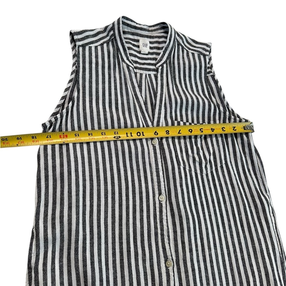 Gap Gray White Striped Button Down Midi Sleeveles… - image 7